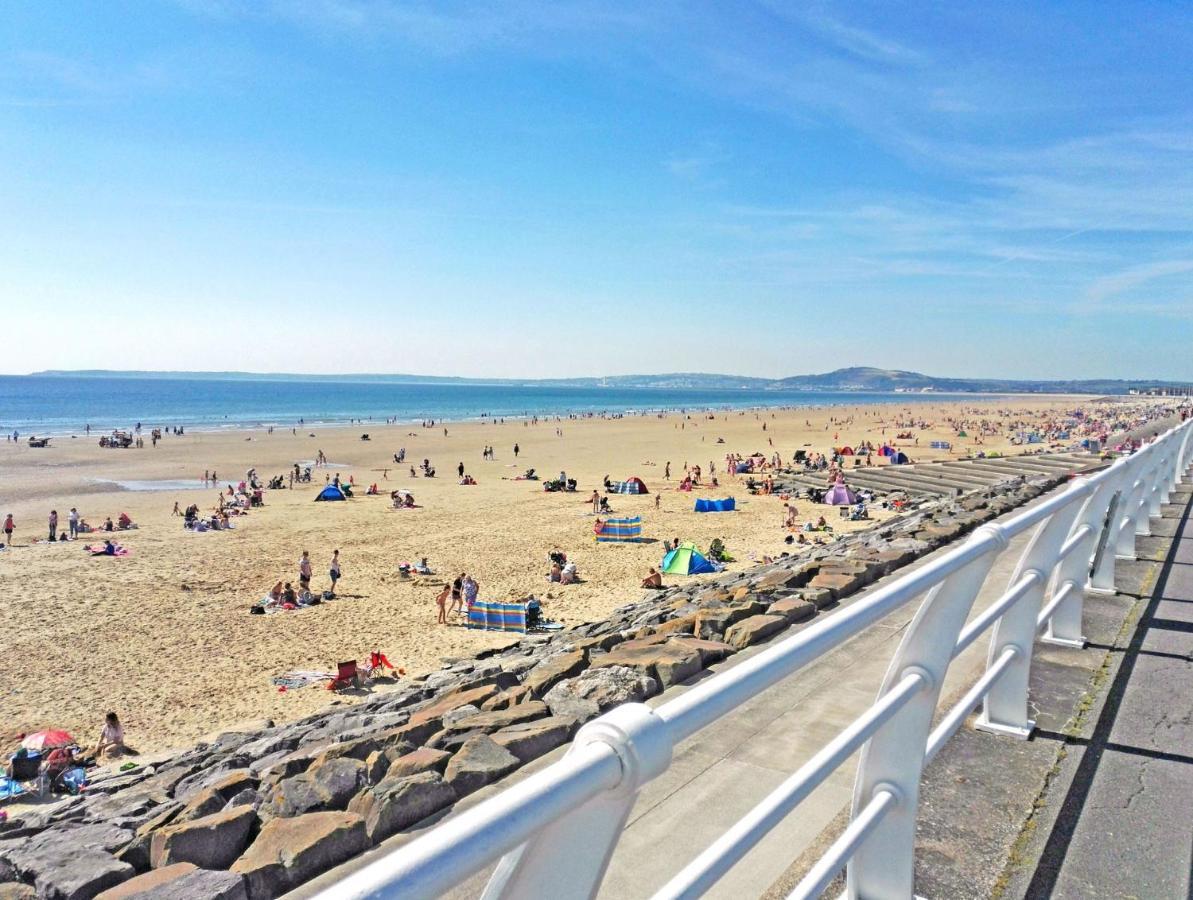 Beach Break Aberavon Holiday Home By The Sea Порт Толбът Екстериор снимка