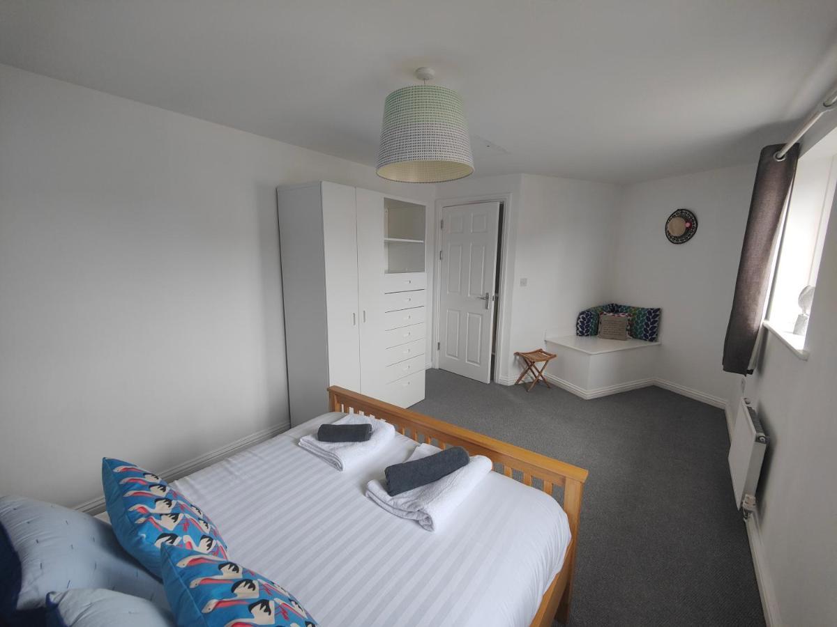 Beach Break Aberavon Holiday Home By The Sea Порт Толбът Екстериор снимка